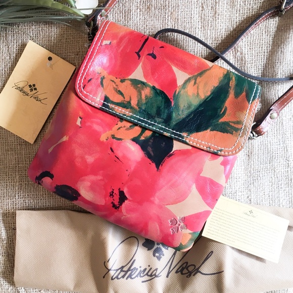 NWT Patricia Nash Floral Balluri Crossbody Bag